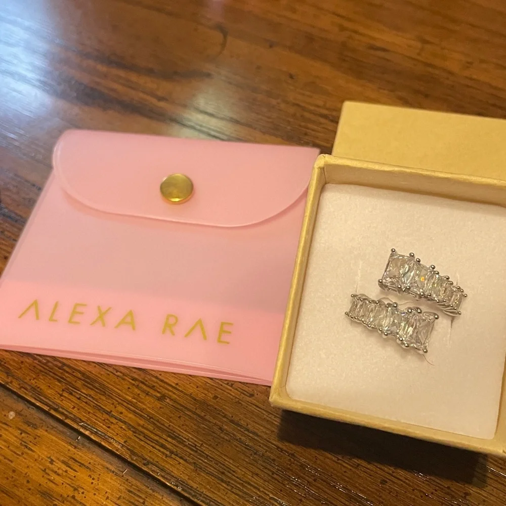 New in Bag Monaco Silver Rhodium Plated Crystal Ring By Alexa Rae - Picture 2 of 5
